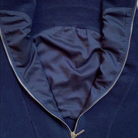 Club Monaco back zip crop top. - Picture 2 of 6